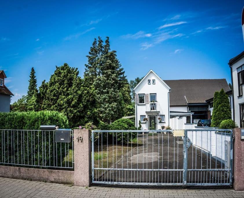 Schoenes Haus Mit Grossem Garten Seligenstadt Dış mekan fotoğraf